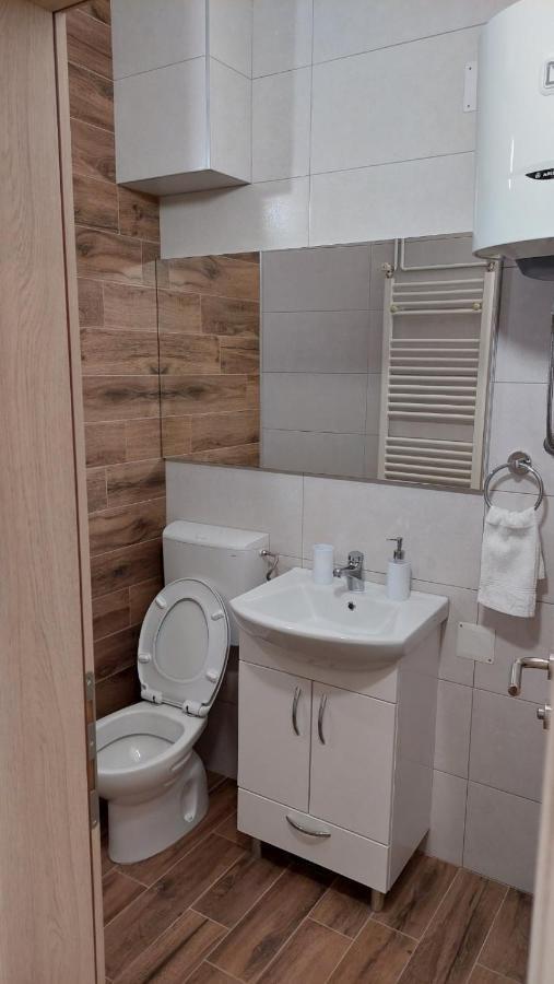 Apartmani Abbazia Баня-Лука Екстер'єр фото