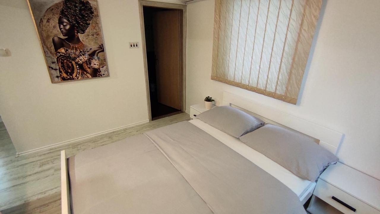 Apartmani Abbazia Баня-Лука Екстер'єр фото