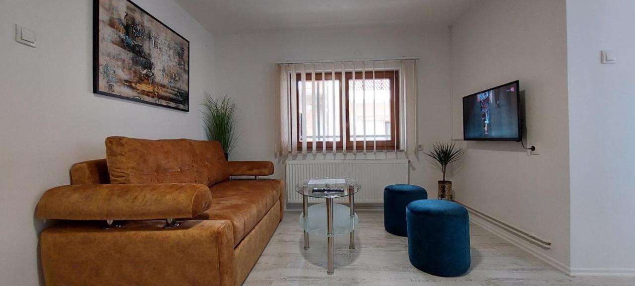 Apartmani Abbazia Баня-Лука Екстер'єр фото
