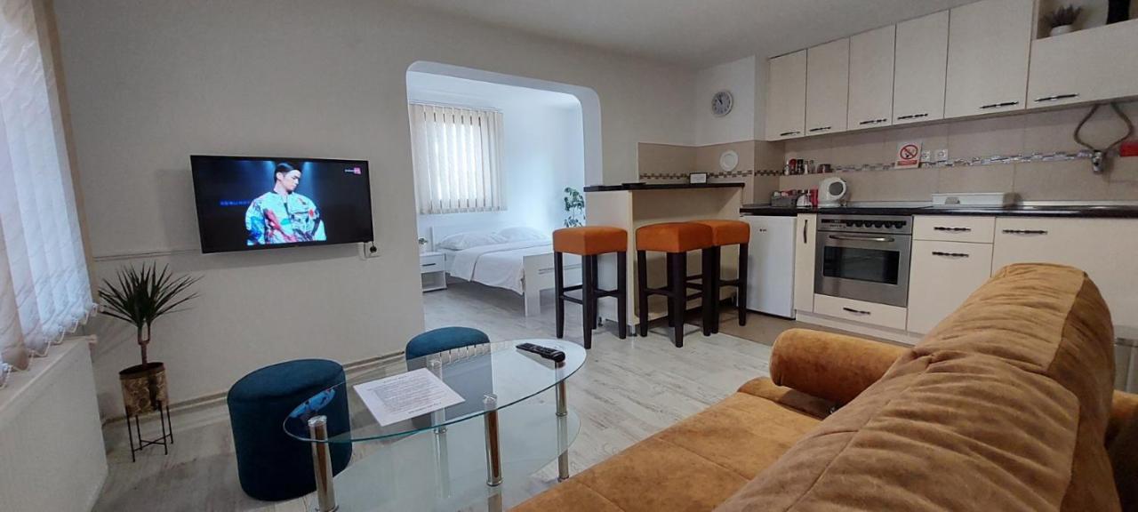 Apartmani Abbazia Баня-Лука Екстер'єр фото